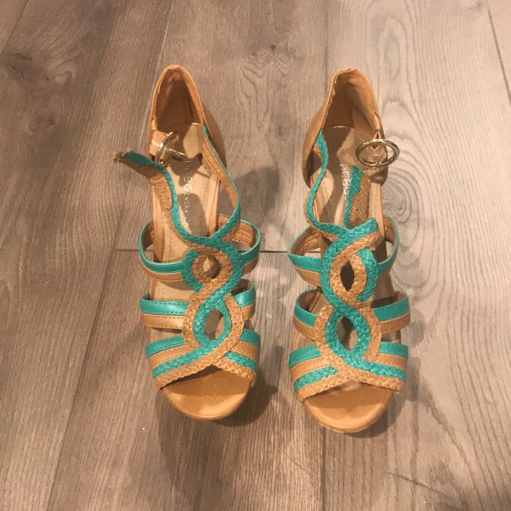 BCBG Wedges